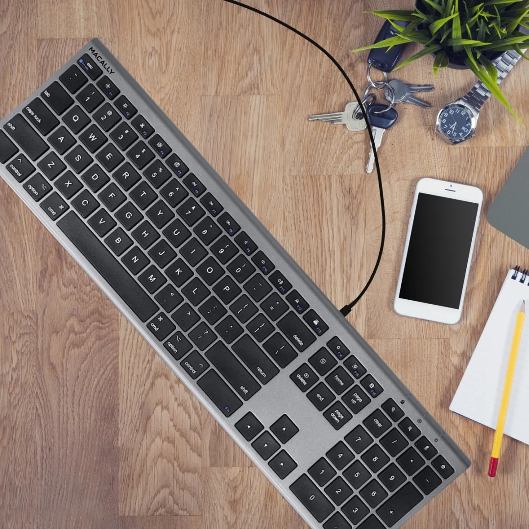 Macally ACEKEYSG Super dun bedraad USB-A toetsenbord voor Mac - Zwarte toetsen/Donker grijs - US English (QWERTY)