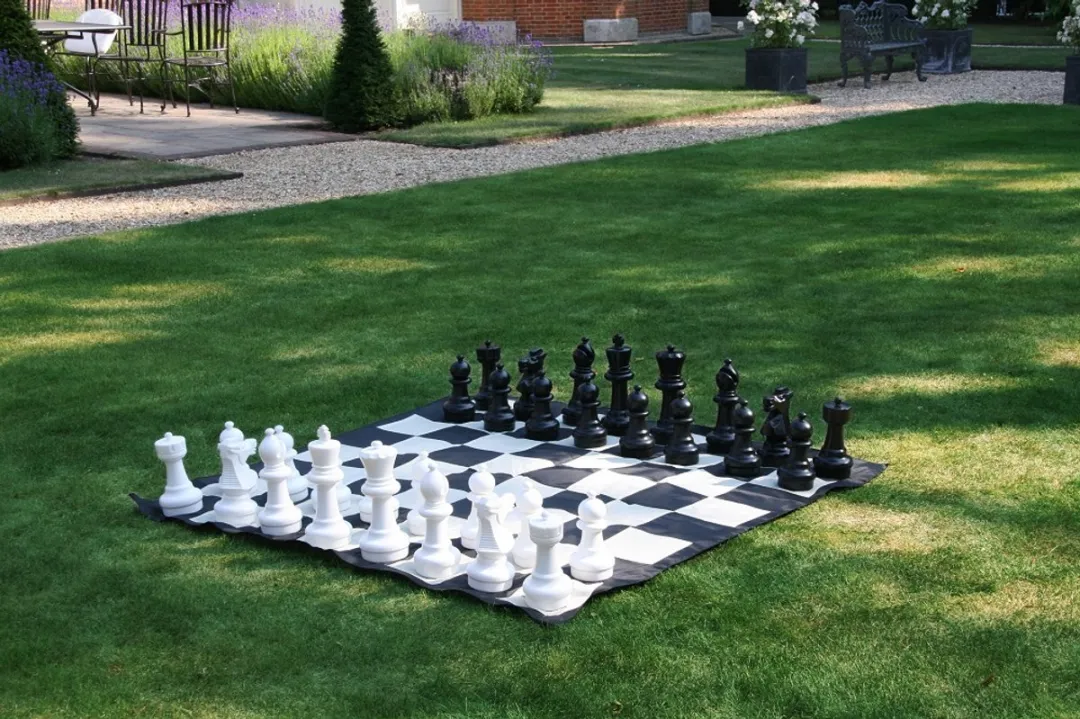 Ubergames XL Tactisch Schaakspel - Koning 30cm - 138x138cm