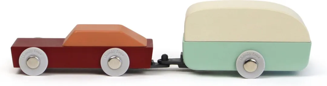 IKONIC Floris Hovers Duotone Car #8 - Car and Caravan