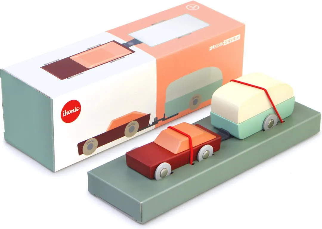 IKONIC Floris Hovers Duotone Car #8 - Car and Caravan