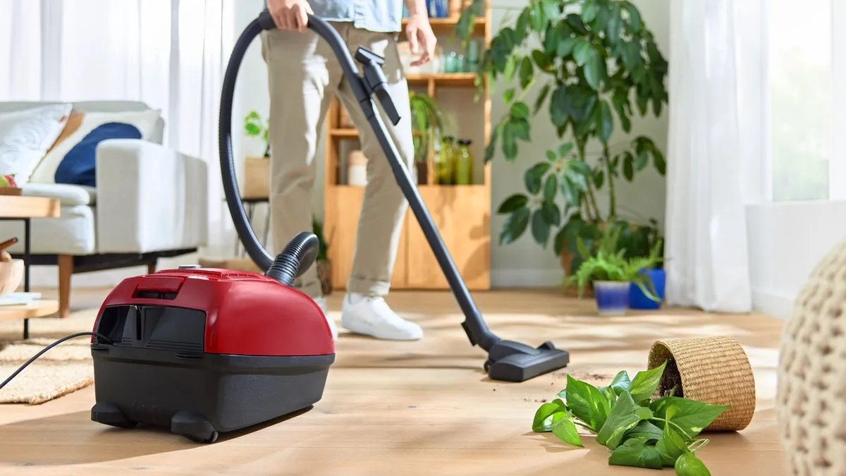 Bosch BGB38RD2 Serie 4 Stofzuiger met zak - 600W - Rood