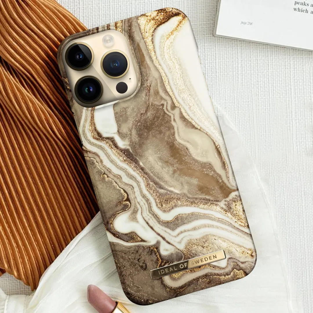 iDeal of Sweden iPhone 14 Pro Hoesje - Golden Sand Marble
