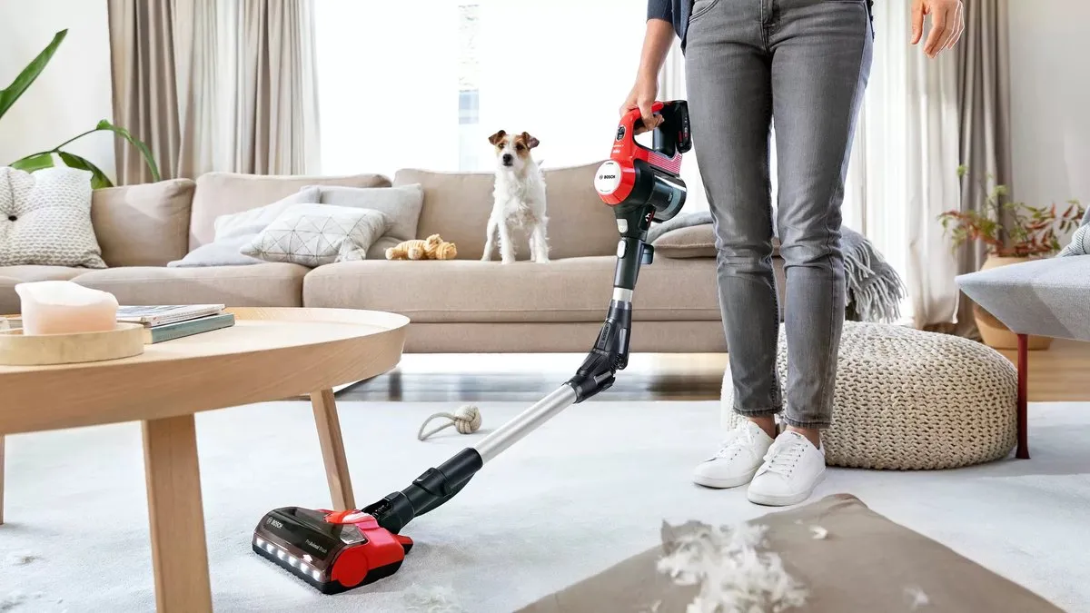 Bosch BBS711ANM Draadloze Steelstofzuiger - Rood