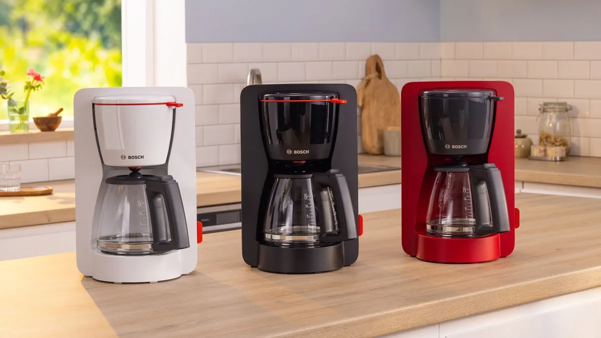 Bosch TKA3M134 MyMoment Koffiezetapparaat - 12 Kopjes - 1,4L - Rood