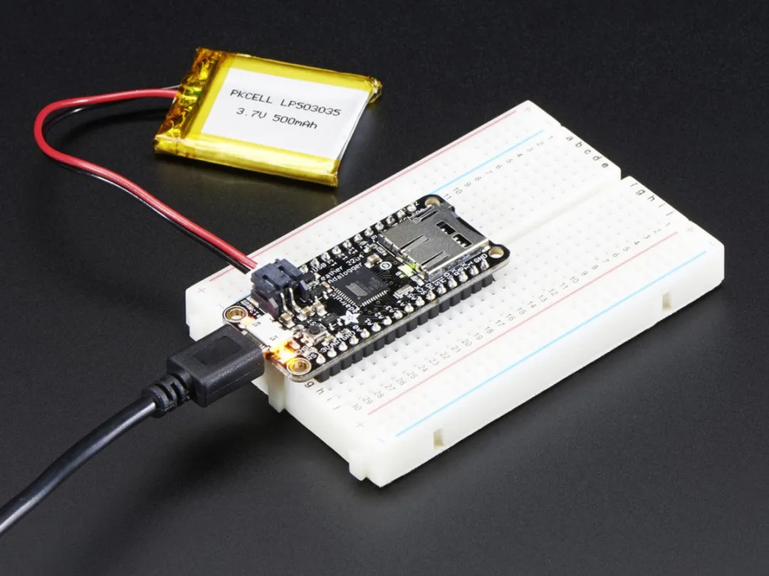 Adafruit Feather 32u4 Adalogger 2795