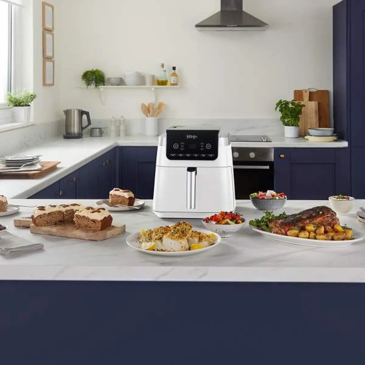 Ninja Airfryer XXL Max Pro - 6.2 liter - 6 Kookprogramma's - in Hoogte Verstelbare Plaat - 2024 Model - AF180EUWH - Wit