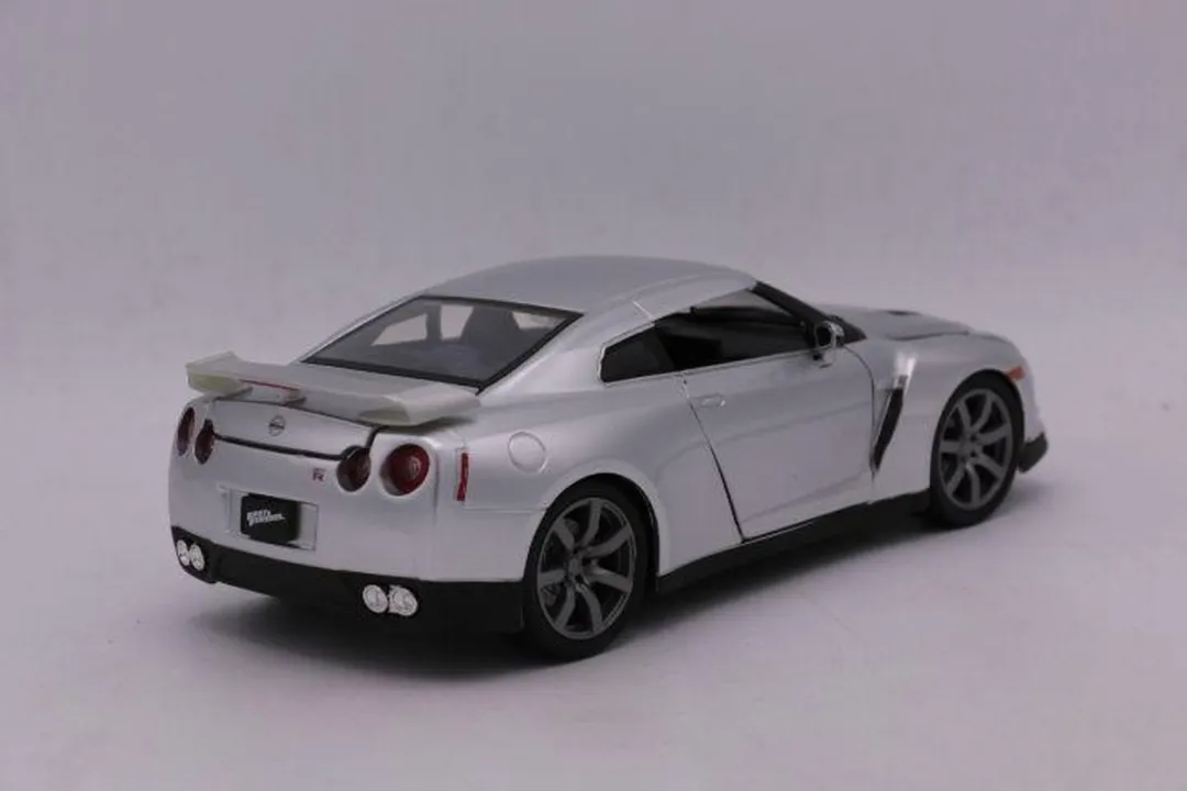 Jada Toys Nissan Skyline R35 GTR The Fast And The Furious 1:24 - Zilver - afbeelding 6 van 6