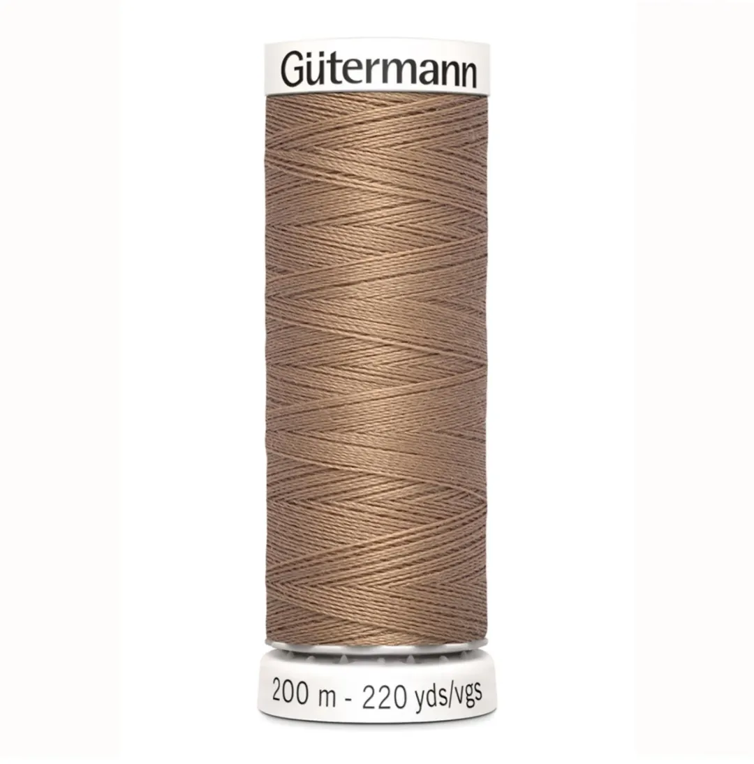 Gutermann Polyester Naaigaren 139