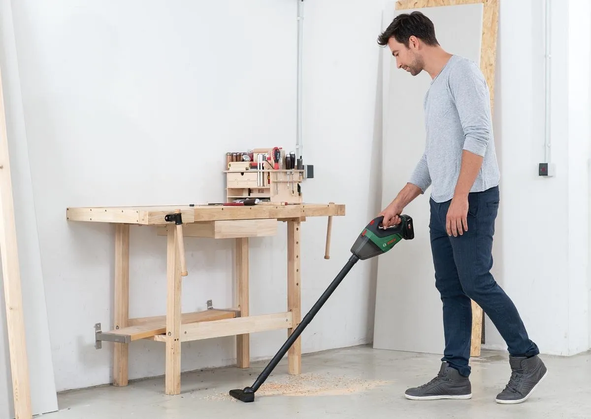 Bosch UniversalVac 18 Handstofzuiger - Zwart/ Groen