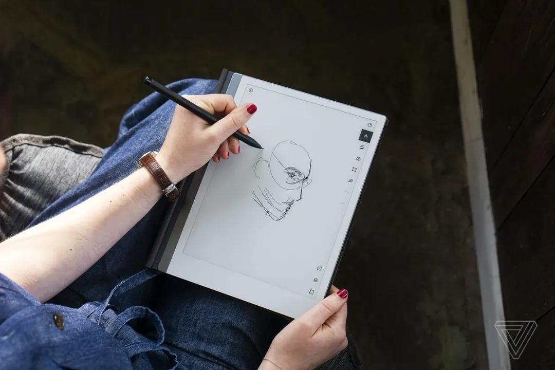 Remarkable 2 - Tekentablet - met Marker Plus incl gum en blauwe slim case folio