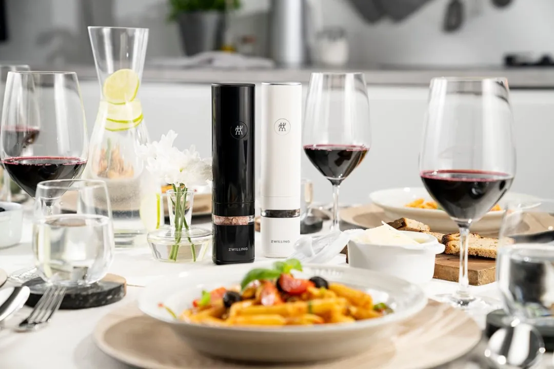 ZWILLING Enfinigy elektrische peper- en zoutmolen