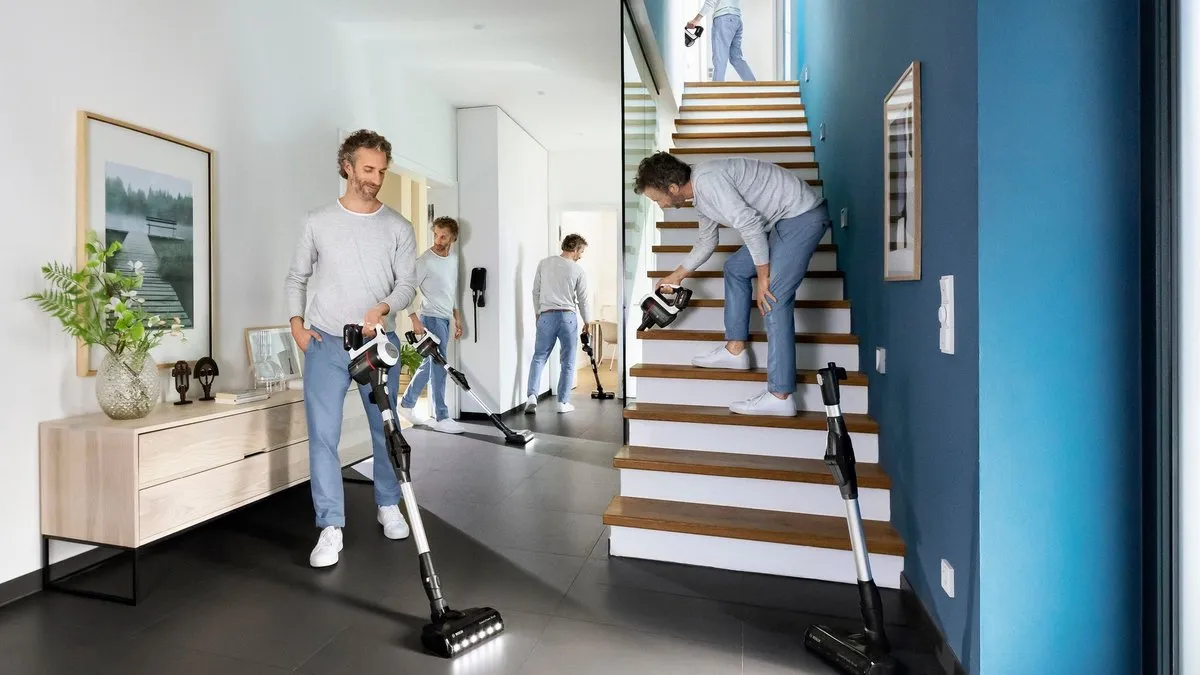 Bosch Unlimited 7 BSS711W Draadloze Steelstofzuiger - Zwart