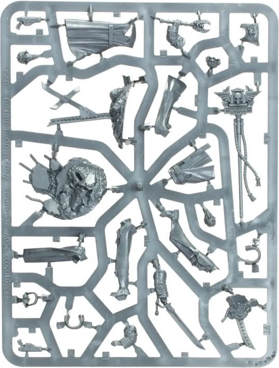 Games Workshop Warhammer 40K Lord Castellan Ursula Creed - 22 Onderdelen