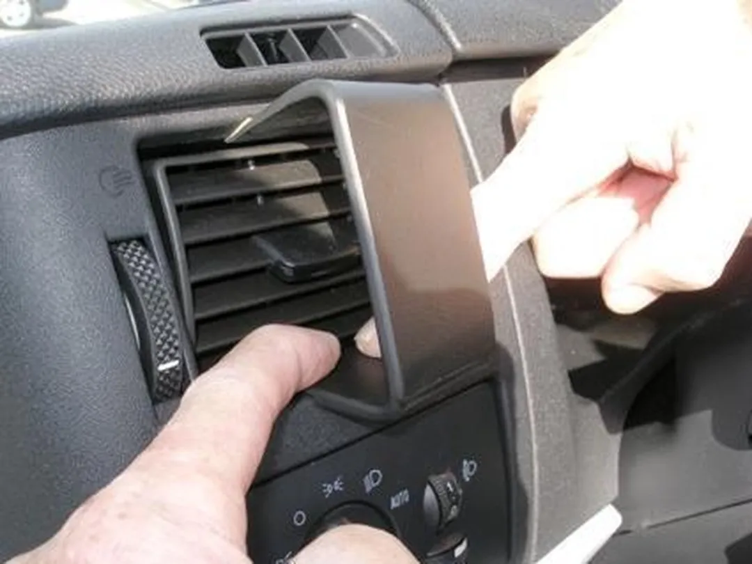 Brodit ProClip 803906 Telefoonhouder - Ford Transit/Tourneo 2007-2013 - Zwart