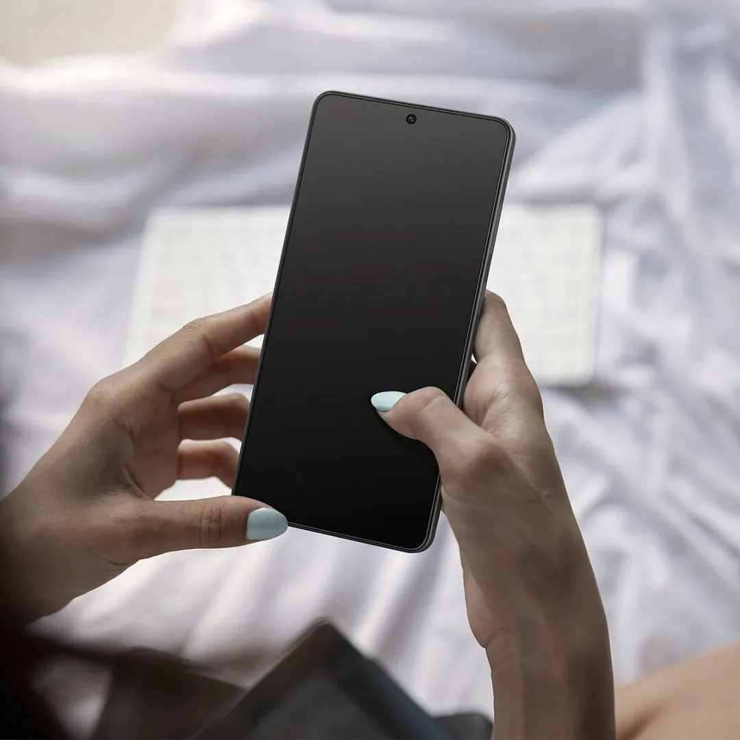 Spigen AGL11072 Screenprotector - 2 Stuks - Transparant