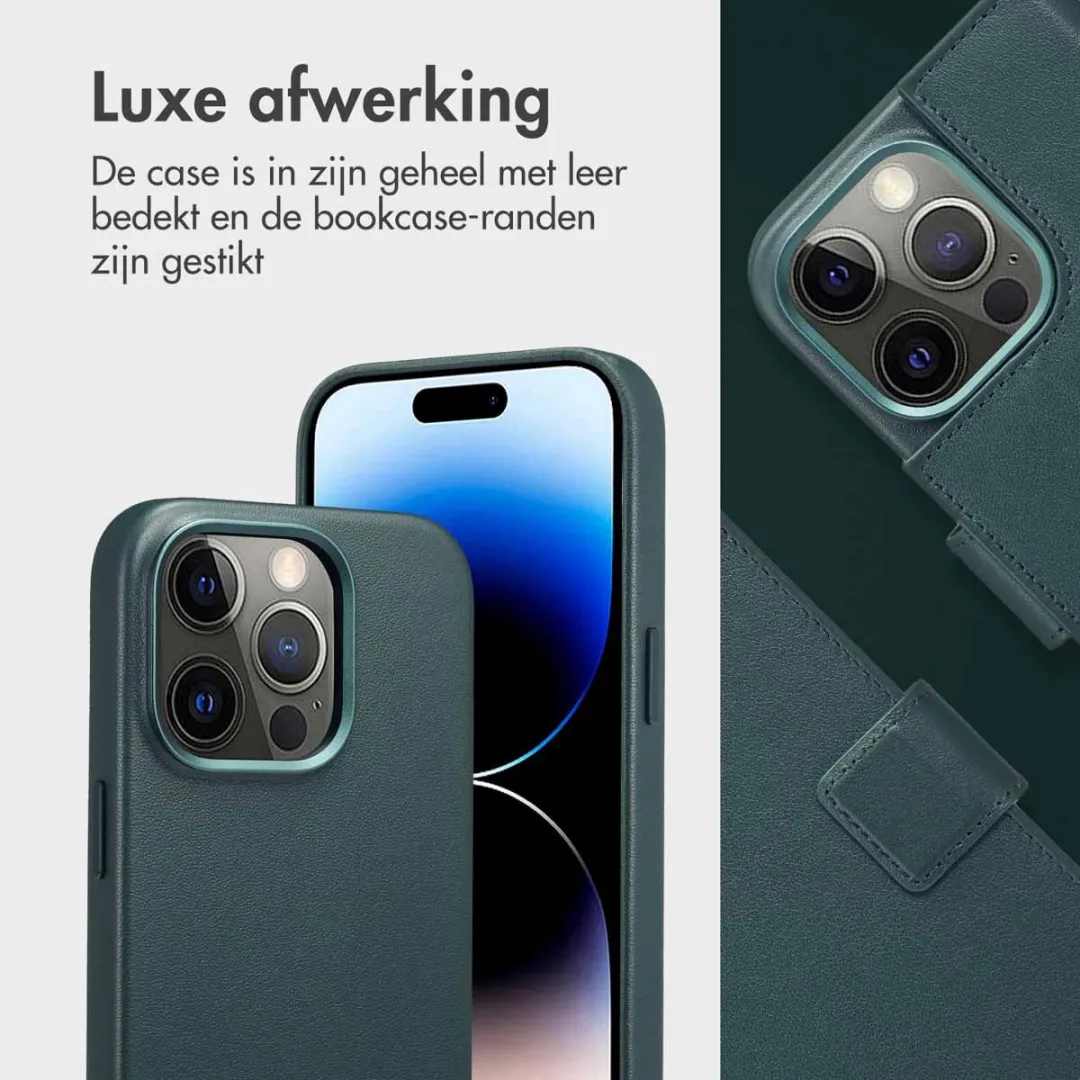Accezz Hoesje iPhone 14 Pro 3 Pasjes - Cedar Green