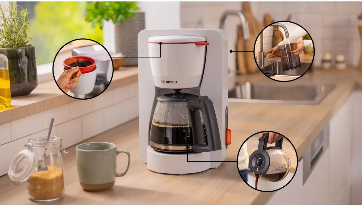 Bosch TKA3M131 MyMoment Koffiezetapparaat - 12 Kopjes - 1,4L - Wit
