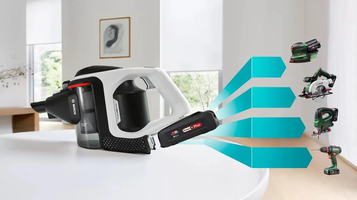 Bosch Unlimited 8 BBS8214 Steelstofzuiger - Wit