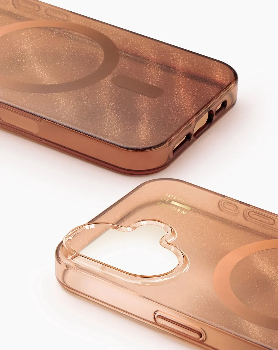 iDeal of Sweden Clear Case iPhone 16 - Mocha Mousse