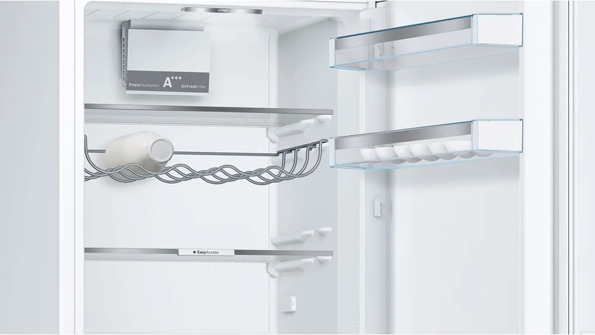 Bosch KGE368WCP Koel-vriescombinatie Serie 6 - Wit