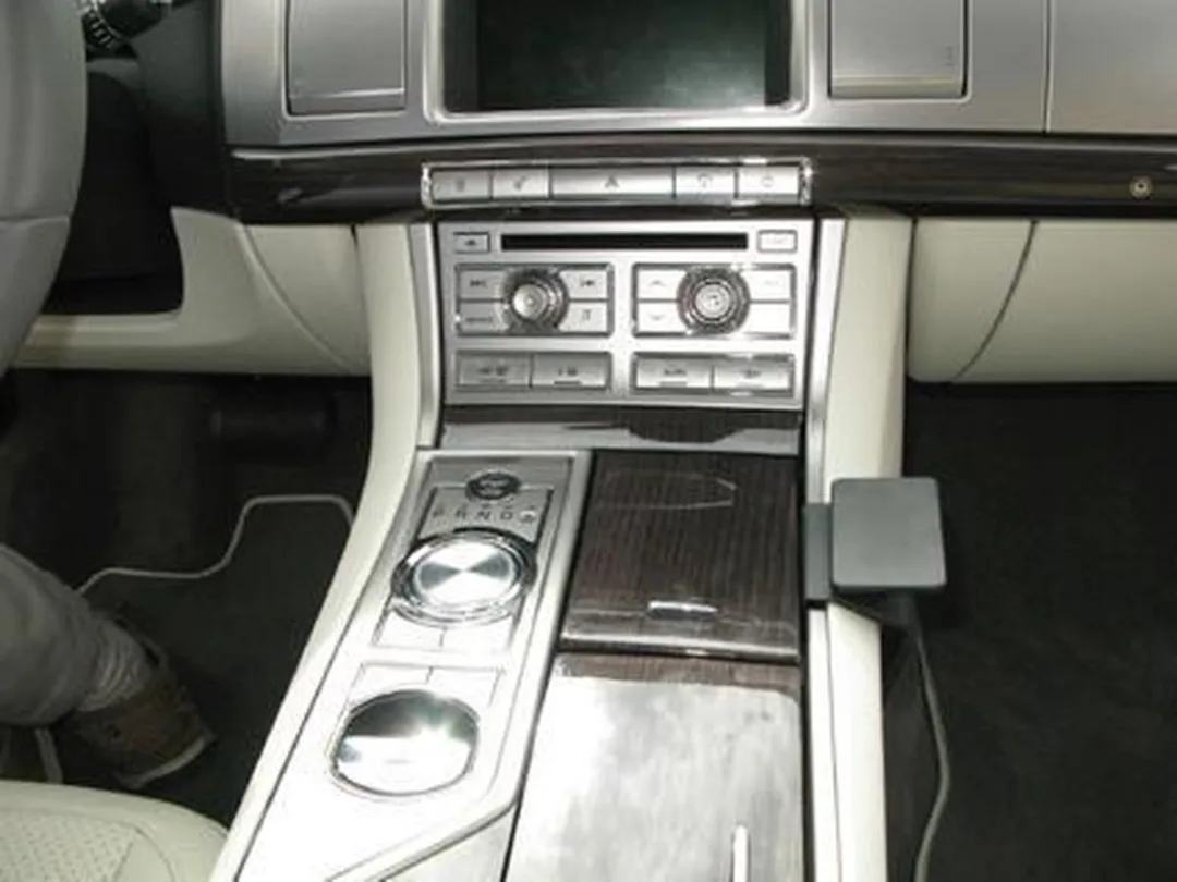 Brodit ProClip Jaguar XF 2009-2015 Consolehouder