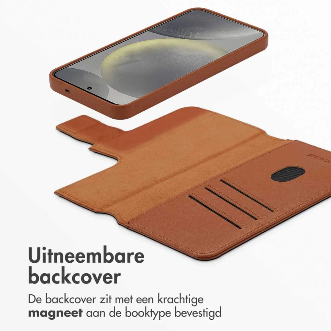 Accezz Galaxy S25 Hoesje 2-in-1 Leather Bookcase - Bruin