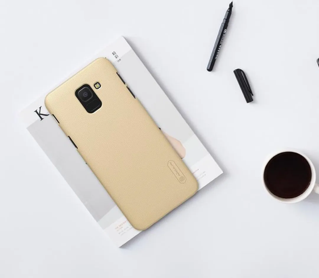 Nillkin Frosted Shield HardCase Samsung Galaxy J6 (2018) - Goud - afbeelding 6 van 6