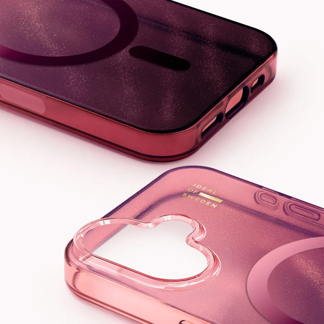 iDeal of Sweden Clear Case iPhone 16 - Cherry Lacquer - MagSafe