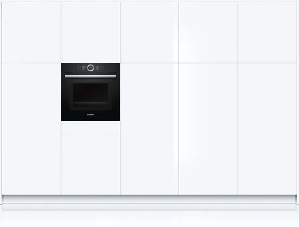 Bosch HNG6764B6 Serie 8 Inbouwoven Stoom - 67L Zwart