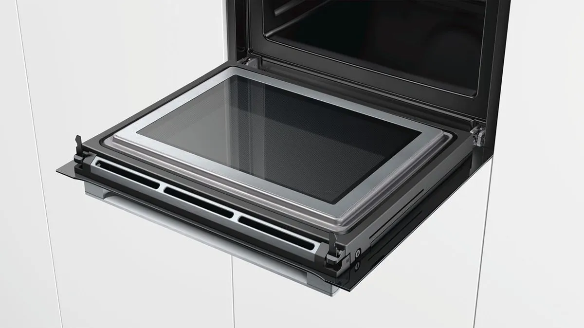 Bosch HNG6764B6 Serie 8 Inbouwoven Stoom - 67L Zwart
