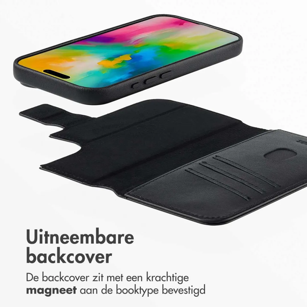 Accezz iPhone 16 Leather Bookcase Hoesje 3 Pasjes - Zwart