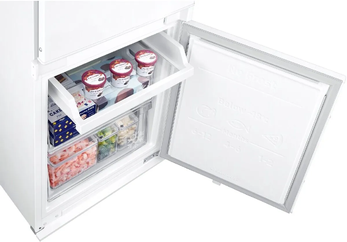 Samsung BRB70F30AES0 Inbouw Koel-Vriescombinatie 298L - No Frost