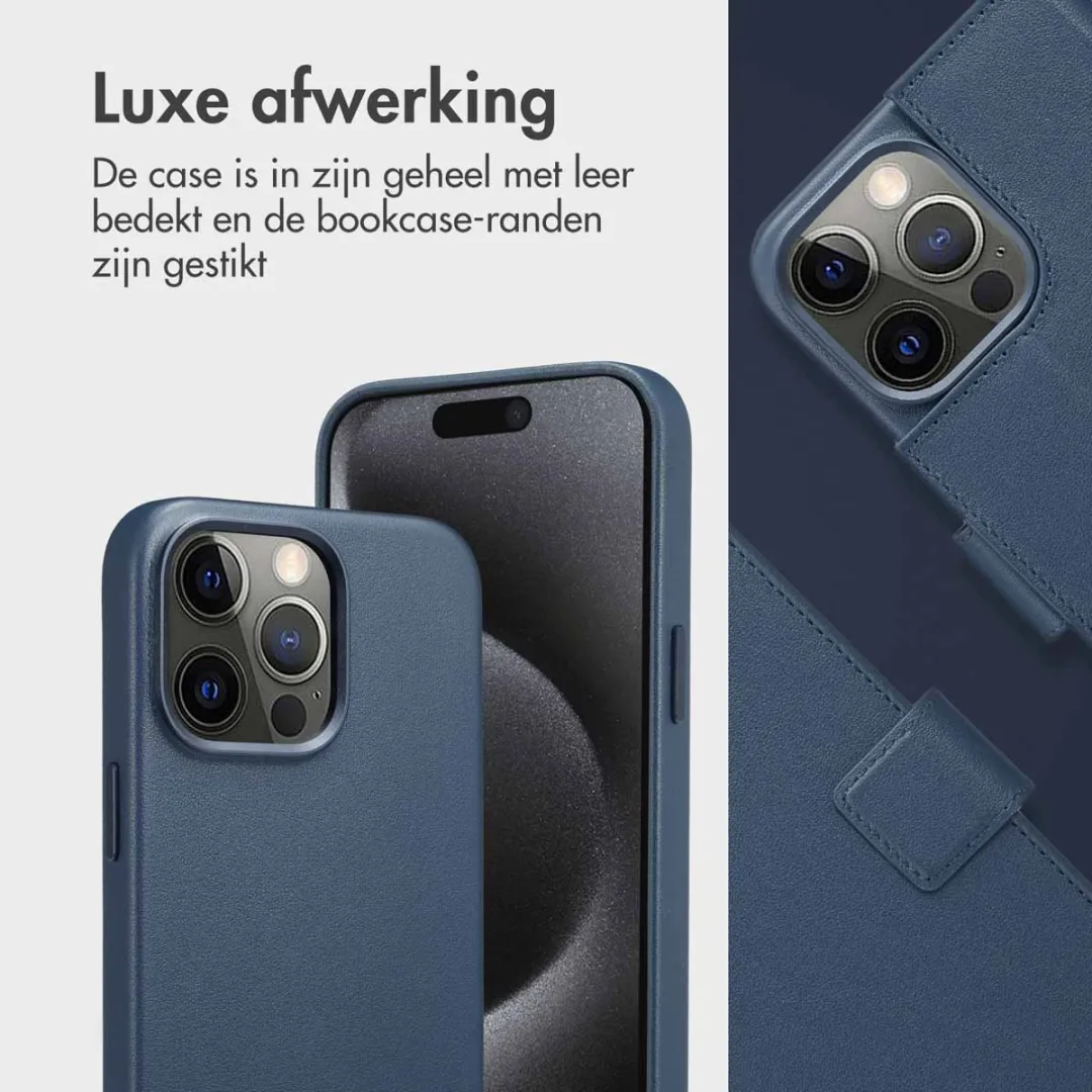 Accezz Hoesje iPhone 15 Pro Max - Leather Bookcase 2-in-1 - Donkerblauw