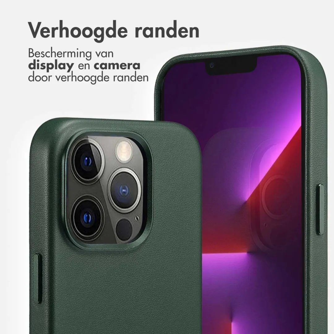 Accezz iPhone 13 Pro Hoesje - MagSafe - Cedar Green - 2 Pasjes