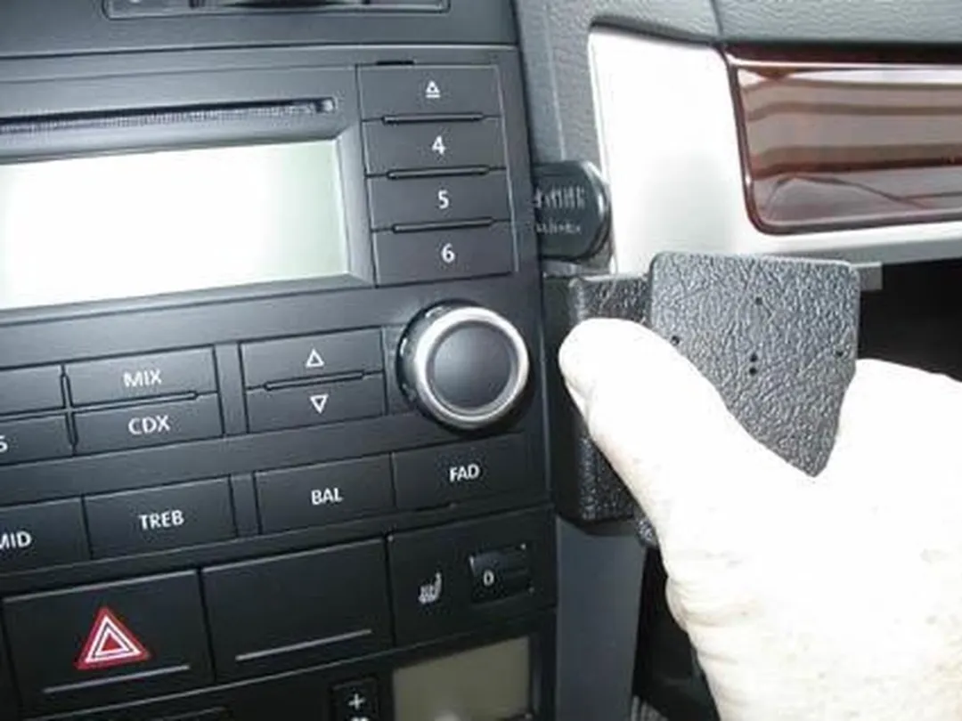 Brodit ProClip Houder 853178 - Volkswagen Touareg 2003-2009 - Zwart
