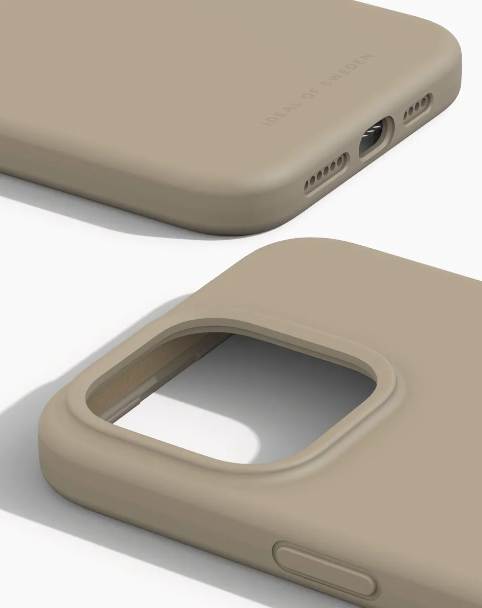 iDeal of Sweden Silicone Case iPhone 15 Pro Max - Beige