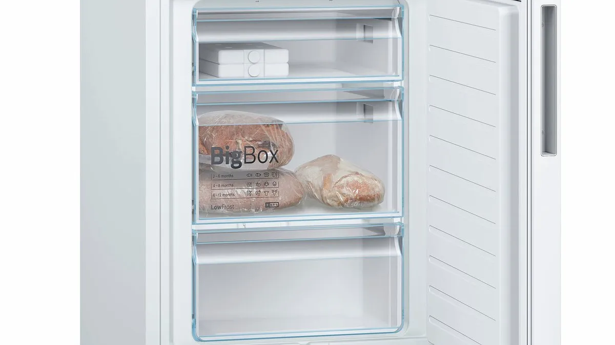 Bosch Serie 6 KGE36AWCA Koel-vriescombinatie Wit