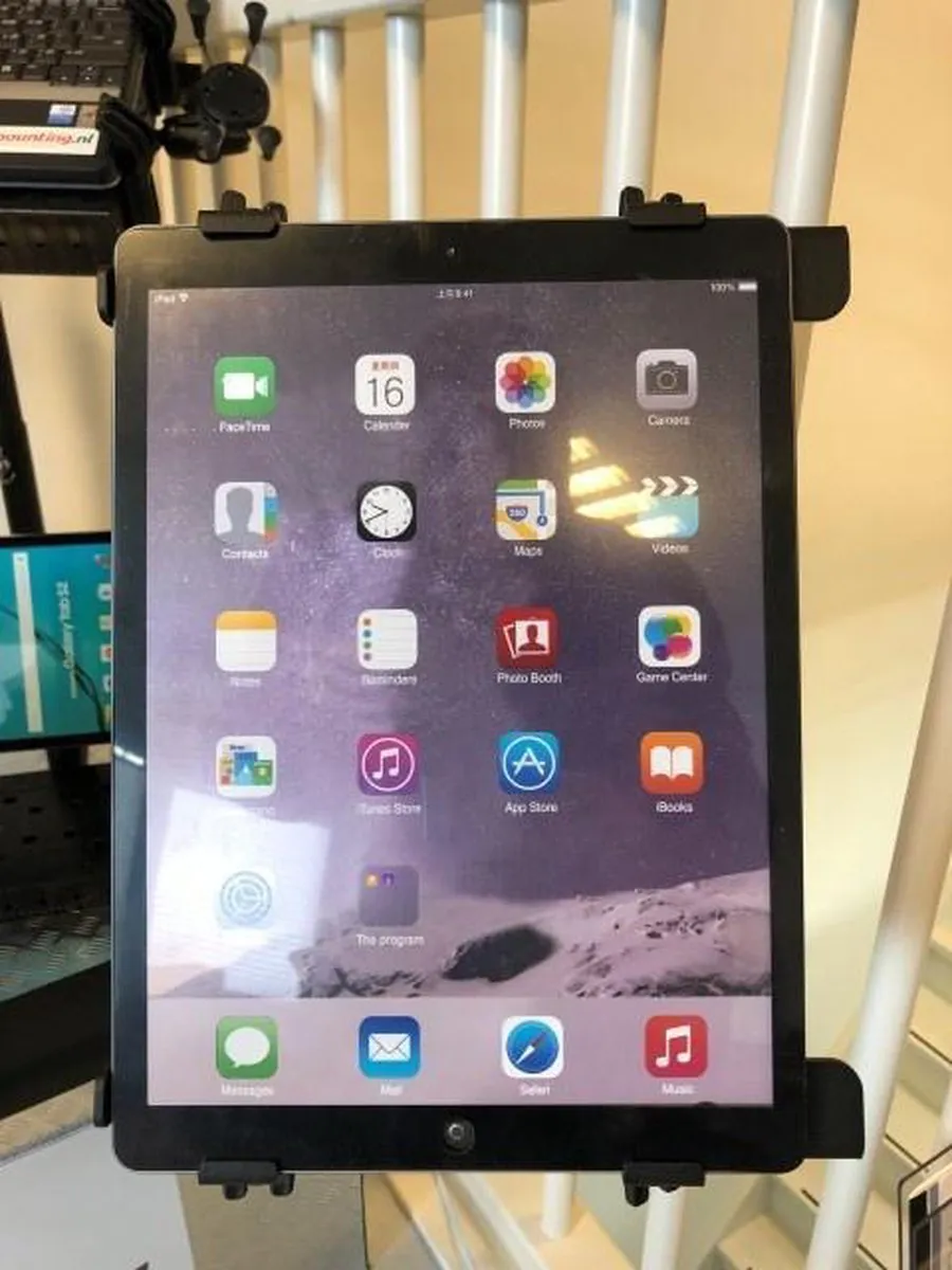 Brodit Stalen Laptophouder 13" - Zwart