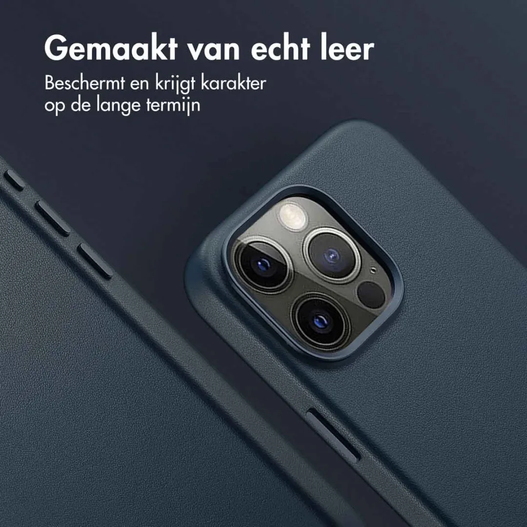 Accezz Hoesje iPhone 15 Pro Max Nightfall Blue - MagSafe - 2 Pasjes