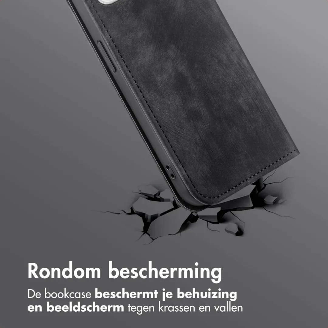 Imoshion Hoesje iPhone 11 Zwart - 2 Pasjes