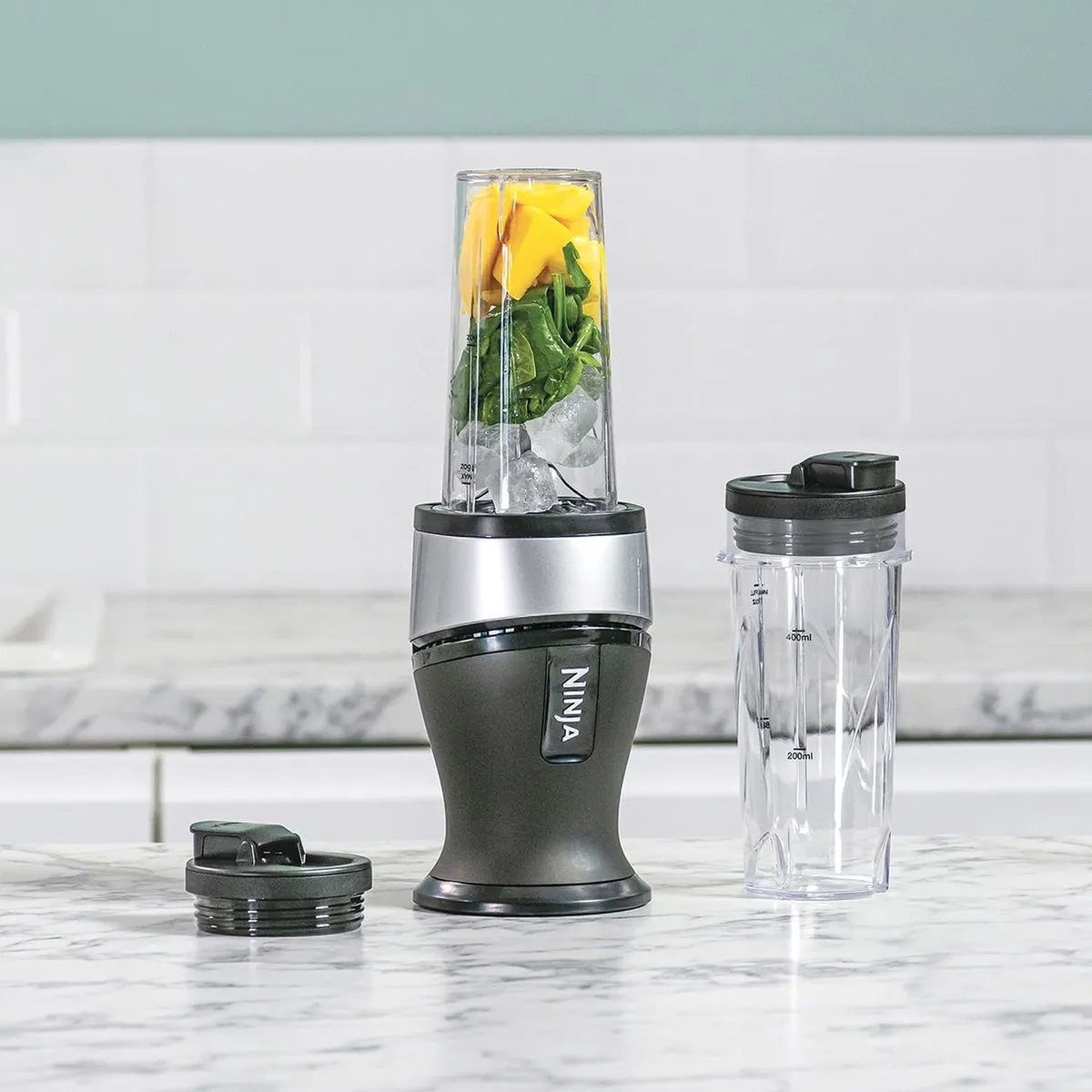 Ninja Foodi QB3001EUS Nutri Blender - 700W - 2 Bekers-to-Go - Zwart/Grijs