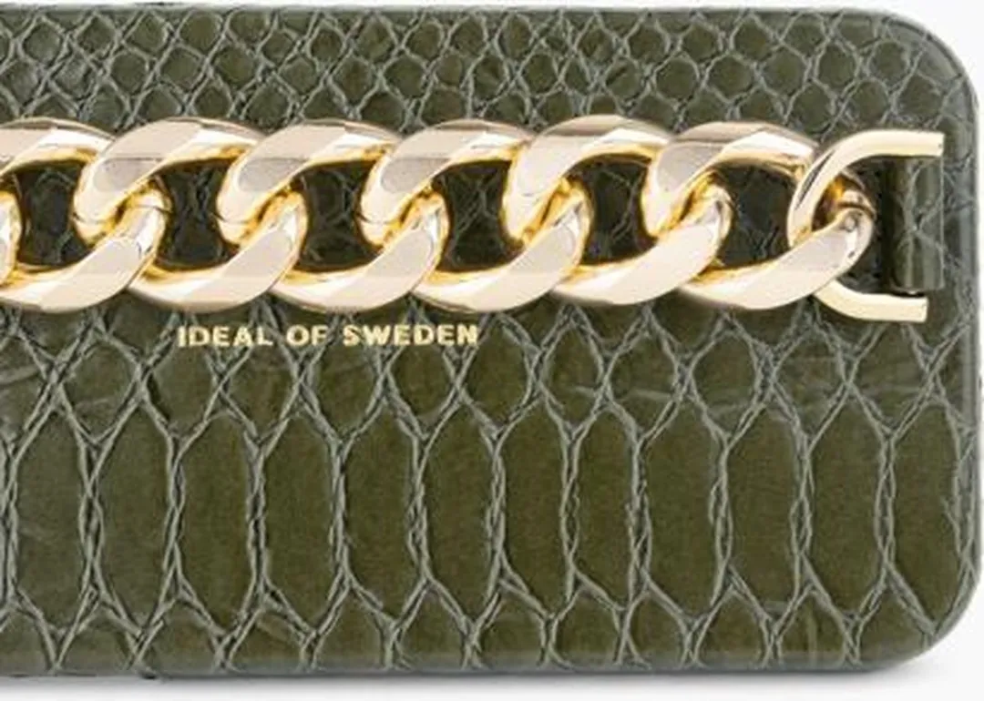 iDeal of Sweden Statement Case Chain Handle iPhone 12 Pro Max - Groen - 3 Pasjes