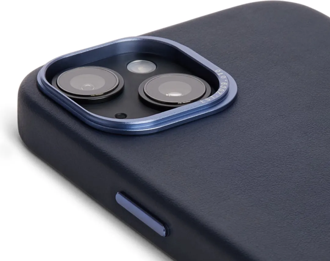 Decoded Leren Back Cover D23IPO14BC1NY - iPhone 14/13 - Donkerblauw