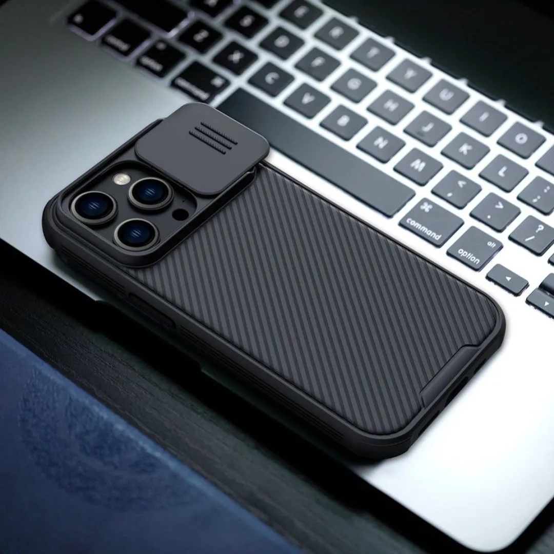 Nillkin CamShield iPhone 14 Pro Hoesje - Zwart
