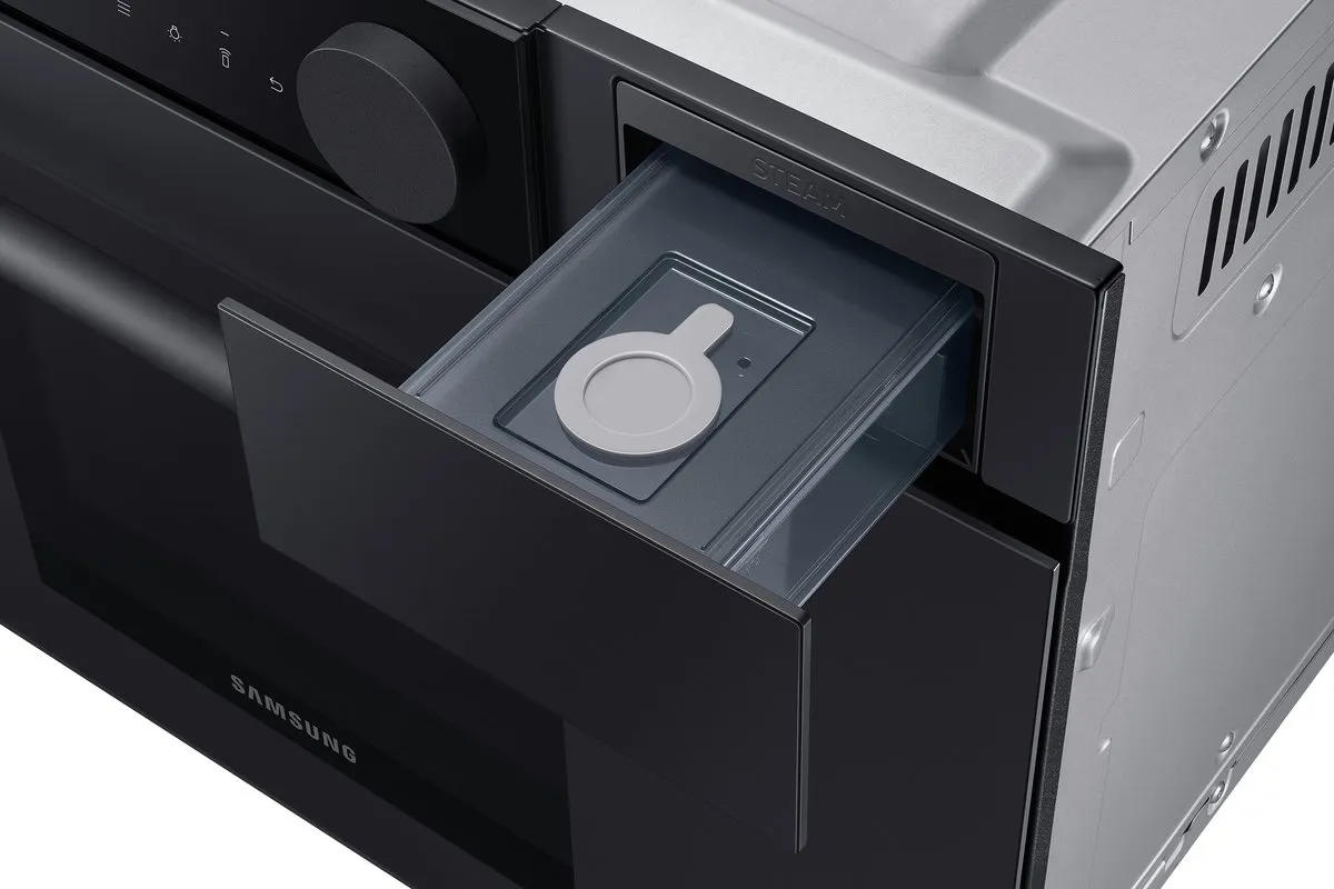 Samsung NQ50T9939BD Stoomoven 50L - 2500W - Zwart