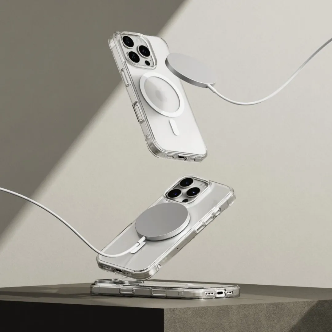 Ringke Fusion Magnetic iPhone 16 Pro Max Hoesje - Transparant