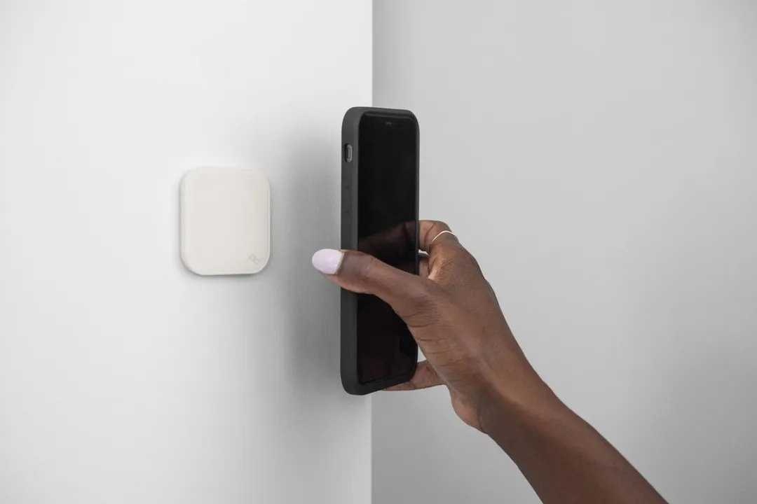 Peak Design Mobile Wall Mount Bone