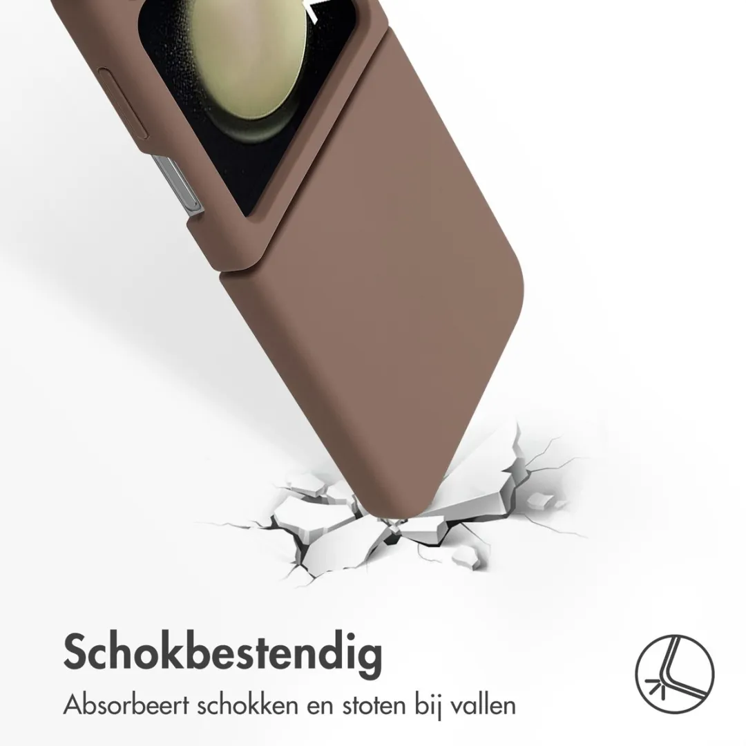 Accezz Hoesje Samsung Galaxy Z Flip 5 - Lichtbruin