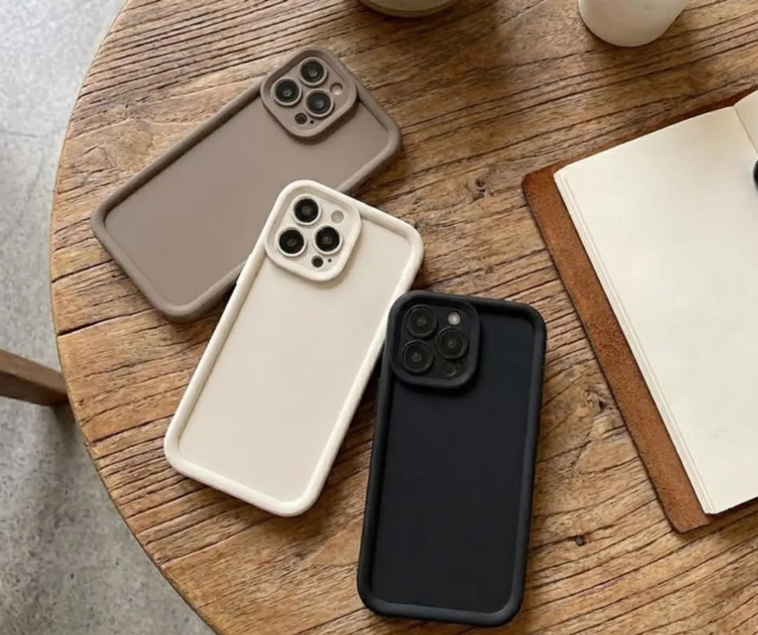 NUVEX iPhone 15 Pro Max Hoesje - 3 Stuks - Zwart/Beige/Bruin
