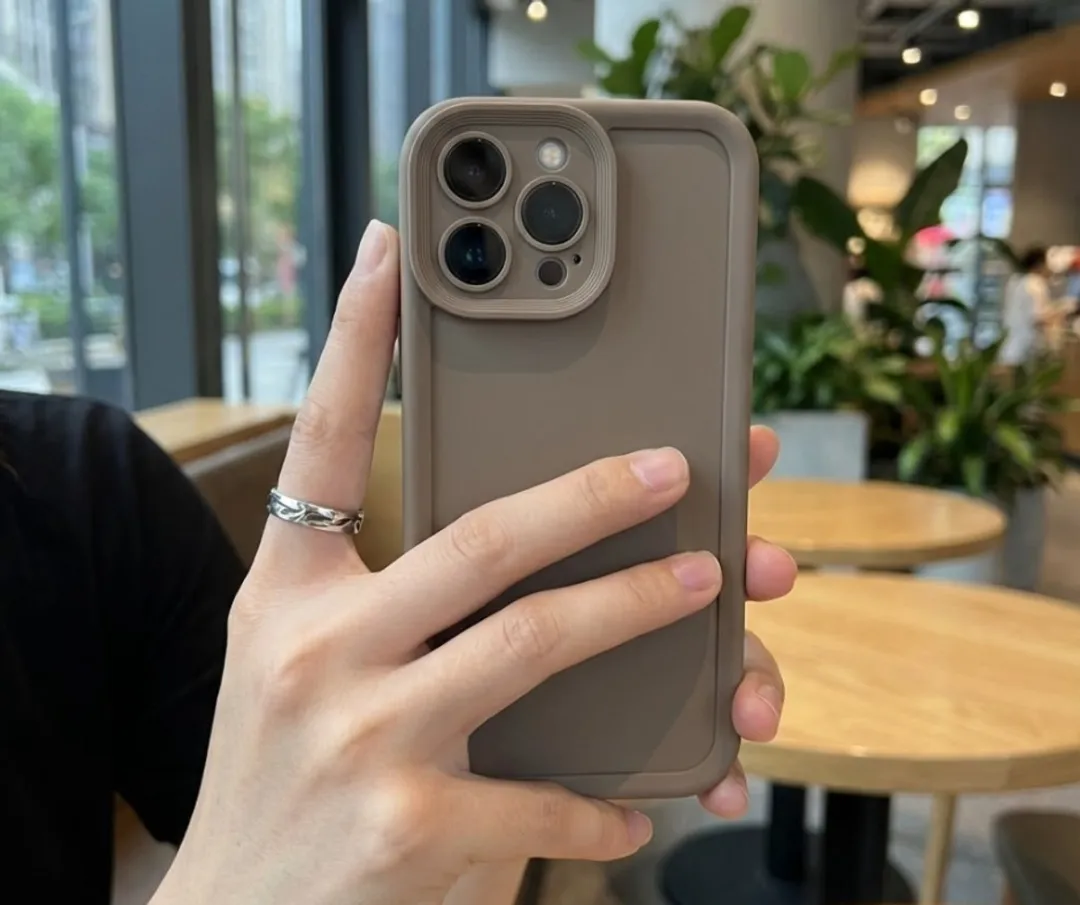 NUVEX iPhone 15 Pro Max Hoesje - 3 Stuks - Zwart/Beige/Bruin